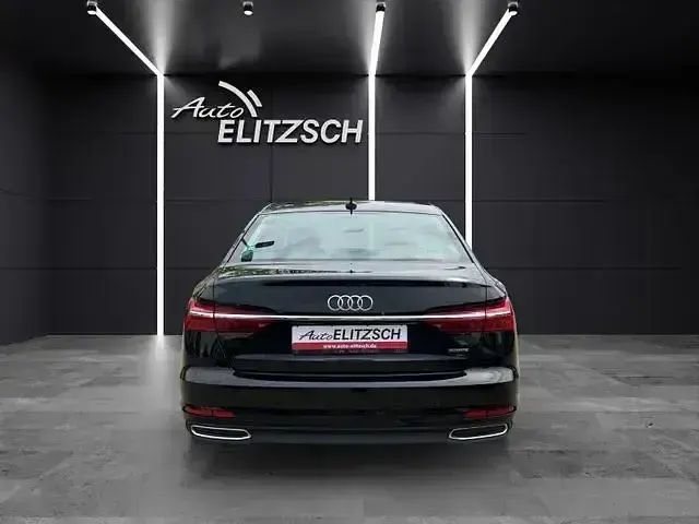 Gebraucht Audi A6 Ambiente 286 PS (210 kW) 2022 Brillantschwarz Limousine