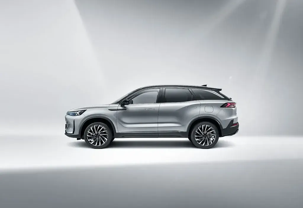 Neu Baic X75 177 PS (130 kW) 2026 SUV