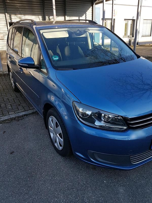 Gebraucht VW Touran 140 PS (102 kW) 2011 Blau Van / Kleinbus