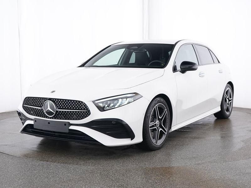 Gebraucht Mercedes A250 AMG 224 PS (164 kW) 2024 Weiß Limousine