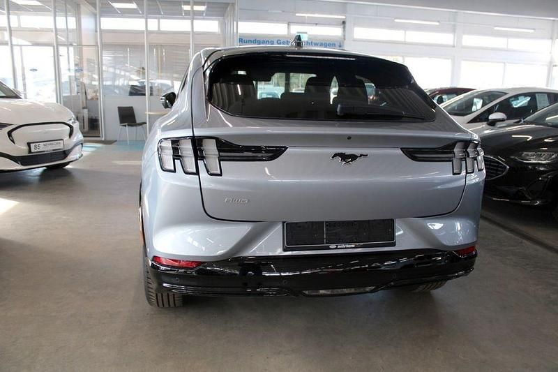 Gebraucht Ford Mustang Mach-E 258 kW (351 PS) 2022 Blau SUV