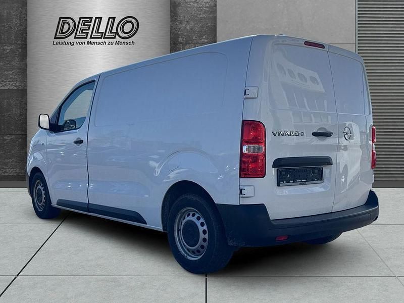 Używany Opel Vivaro-e Combi Edition 100 kW (136 KM) 2022 Biały Van