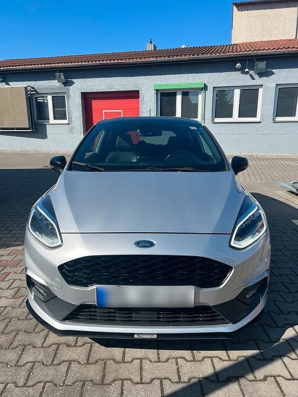 Gebraucht Ford Fiesta ST-Line 140 PS (102 kW) 2018 Silber Kleinwagen