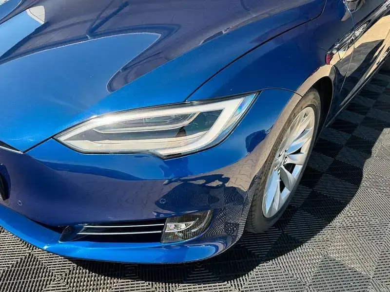 Gebraucht Tesla Model S 386 kW (525 PS) 2018 Deep blue metallic Kleinwagen