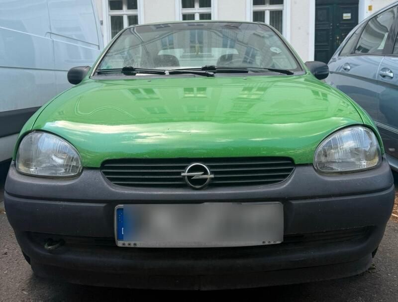 Grün Gebraucht 1997 Opel Corsa Kleinwagen | 600 € (Fairer Preis) - Bild 1/4