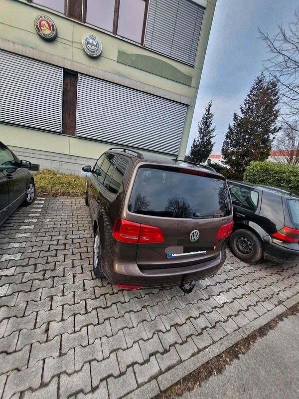 Gebraucht VW Touran 120 PS (88 kW) 2011 Grau Van / Kleinbus
