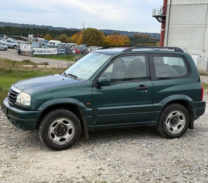 Grün Gebraucht 2004 Suzuki Grand Vitara SUV | 2.650 € (Superpreis) - Bild 1/4