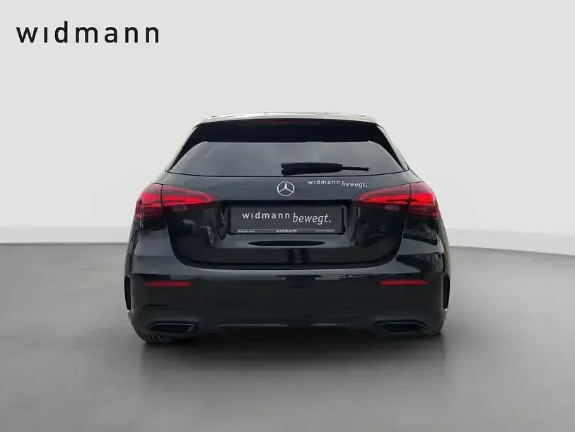 Gebraucht Mercedes A200 Night 163 PS (119 kW) 2026 Metalliclack kosmosschwarz Limousine