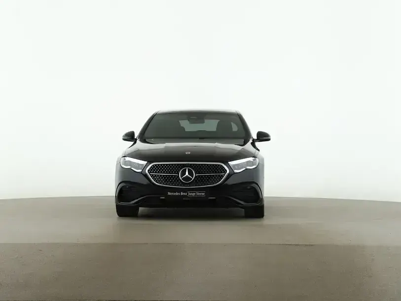Gebraucht Mercedes E450 AMG 367 PS (269 kW) 2025 Schwarz Limousine