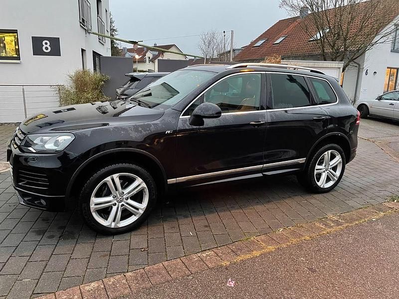 Schwarz Gebraucht 2013 VW Touareg R-line SUV | 19.500 € (Fairer Preis) - Bild 1/4