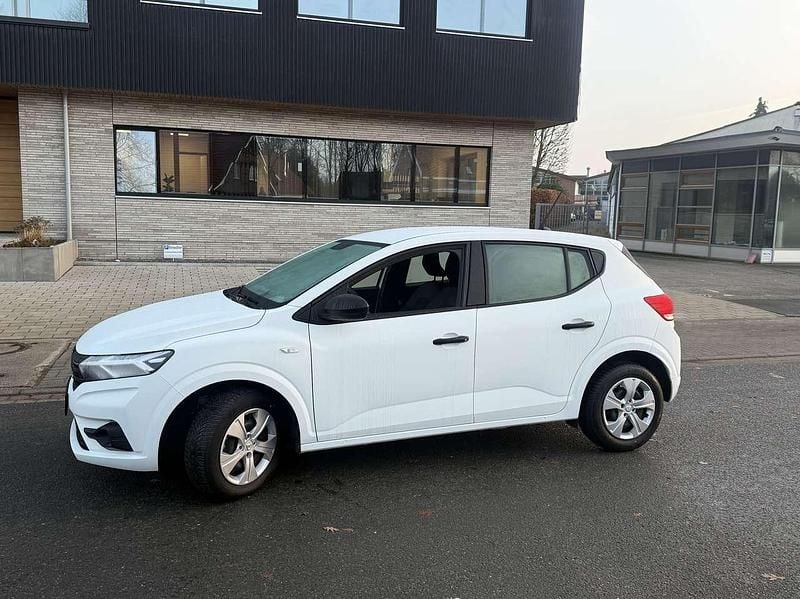 Gebraucht 2022 Dacia Sandero Essentiel Limousine | 9.749 € (Guter Preis) - Bild 1/4