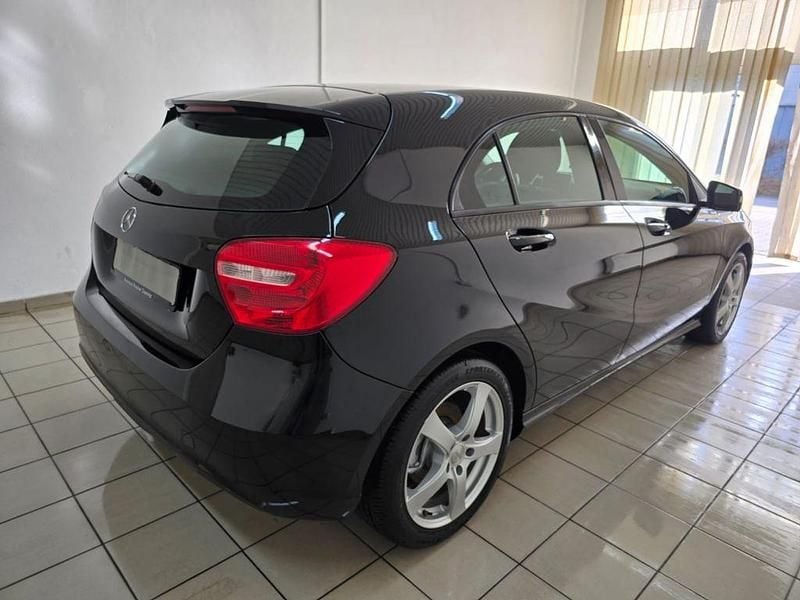 Gebraucht Mercedes A180 150 PS (110 kW) 2014 Schwarz Limousine