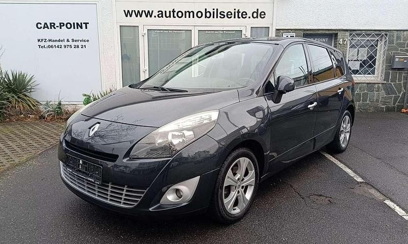 Grau Gebraucht 2011 Renault Scénic III Dynamique Van / Kleinbus | 5.750 € (Teuer) - Bild 1/4