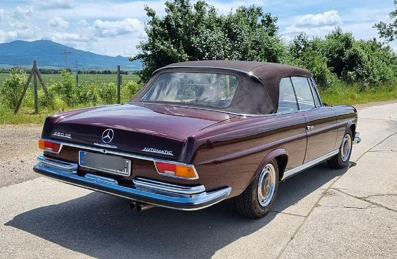 Gebraucht Mercedes W111 SE 160 PS (117 kW) 1969 Rot Cabrio