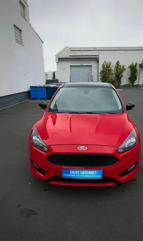 Gebraucht Ford Focus Sport 150 PS (110 kW) 2016 Rot Limousine