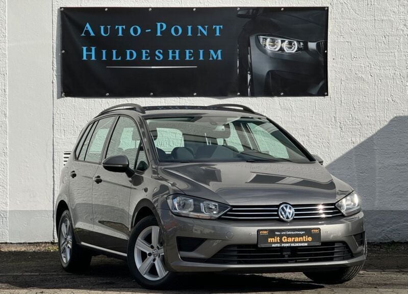 Grau Gebraucht 2014 VW Golf Sportsvan Comfortline Van / Kleinbus | 10.980 € (Fairer Preis) - Bild 1/4