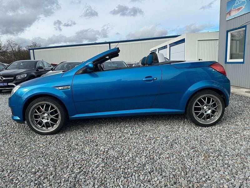 Gebraucht Opel Tigra Basis 90 PS (66 kW) 2006 Blau Cabrio