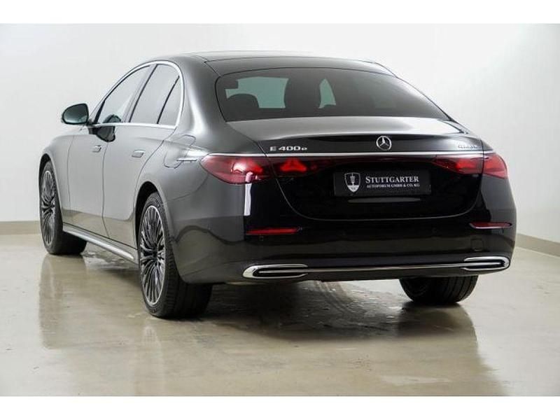 Gebraucht Mercedes E400 Exclusive 252 PS (185 kW) 2023 Obsidianschwarz  lack (metallic) Limousine