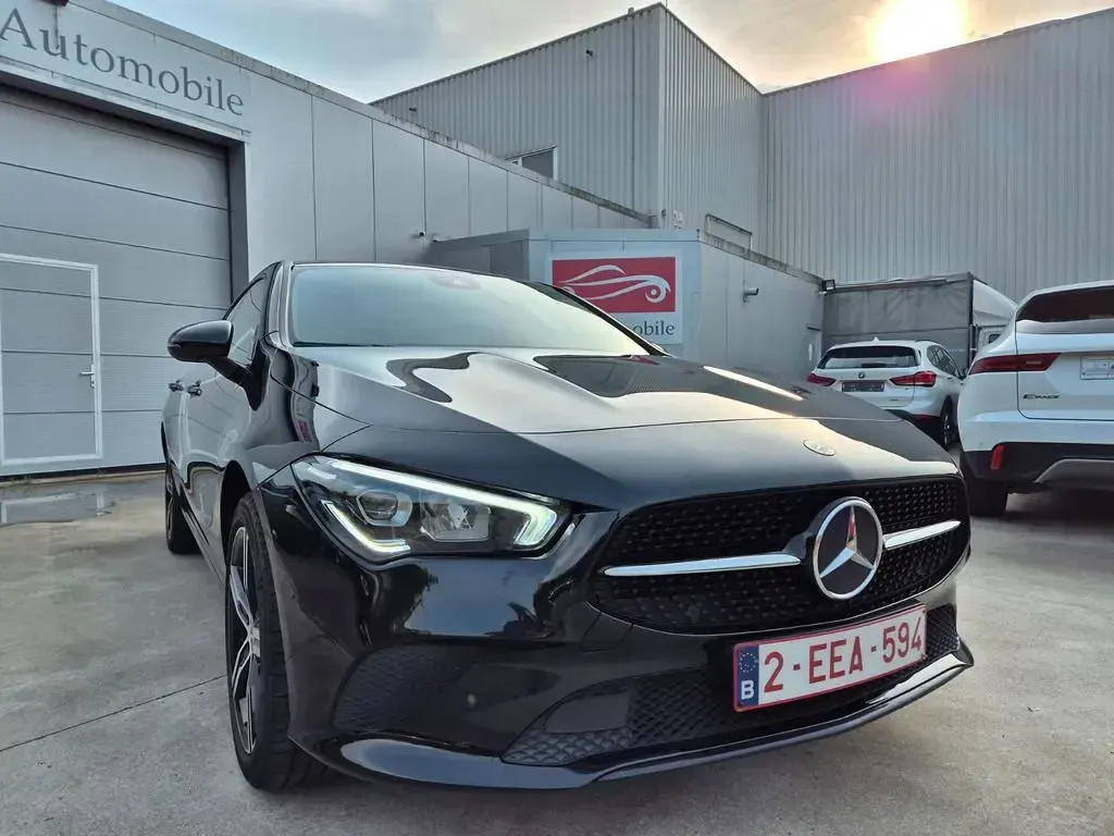 Gebraucht Mercedes CLA250e 218 PS (160 kW) 2023 Schwarz Coupé