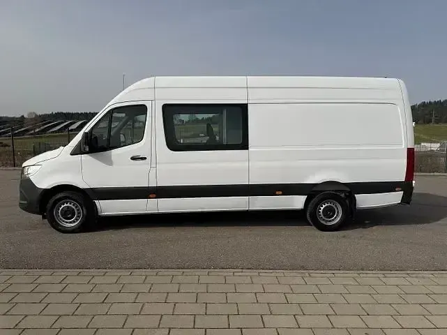 Gebraucht Mercedes Sprinter 2021 Silber Van