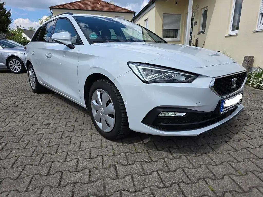 Usata Seat Leon ST Style 150 CV (110 kW) 2023 Bianco Station wagon