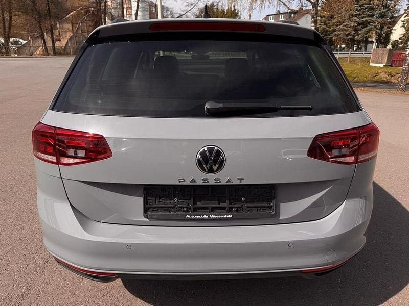 Gebraucht VW Passat Business 150 PS (110 kW) 2023 Grau Kombi