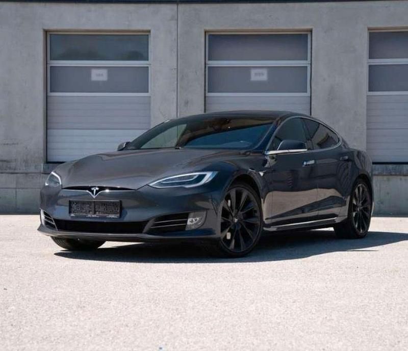 Grau Gebraucht 2018 Tesla Model S Limousine | 26.800 € (Fairer Preis) - Bild 1/4