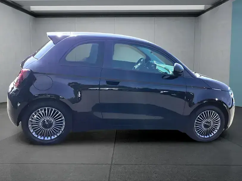 Gebraucht Fiat 500e Icon 86 kW (118 PS) 2022 Schwarz Kleinwagen