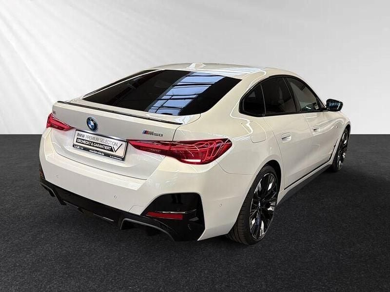 Gebraucht BMW i4 Comfort Edition 442 kW (601 PS) 2025 Mineralweiß metallic Limousine