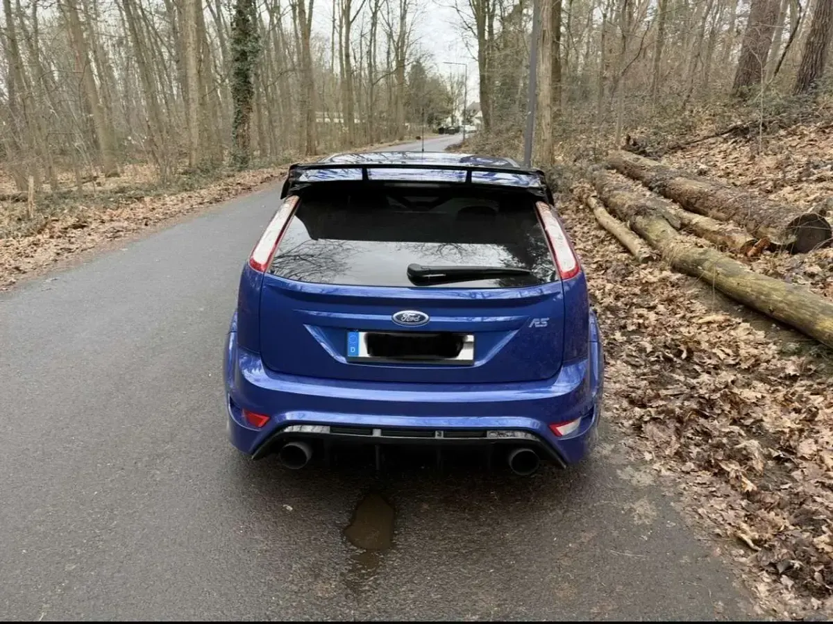 Gebraucht Ford Focus RS 305 PS (224 kW) 2009 Blau Limousine