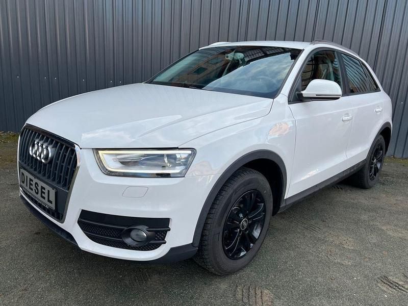 Weiß Gebraucht 2014 Audi Q3 Comfort SUV | 12.999 € (Guter Preis) - Bild 1/4