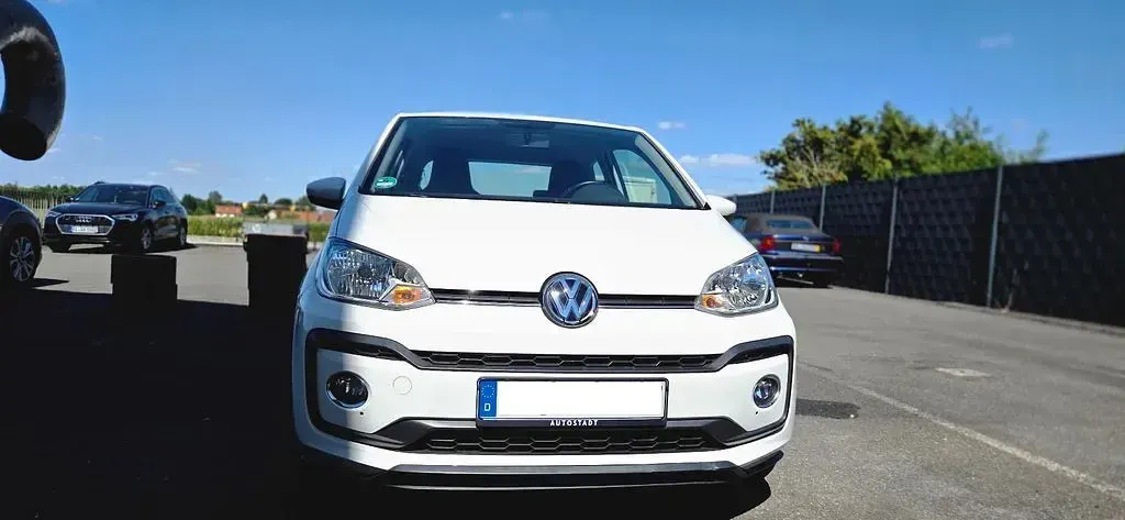 Gebraucht VW up! Highline 90 PS (66 kW) 2018 Weiß Kleinwagen