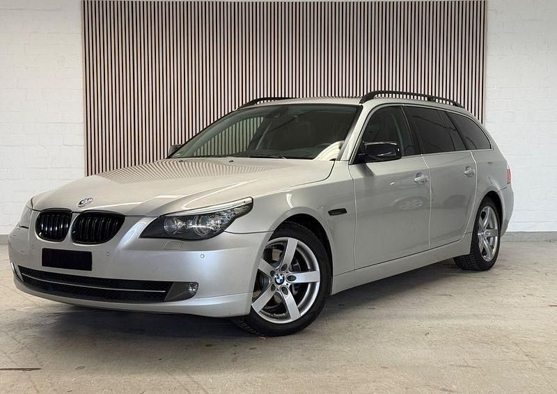 Gebraucht BMW 530 Exclusive 235 PS (172 kW) 2008 Silber Kombi