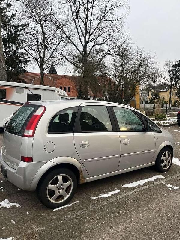 Gebraucht Opel Meriva 125 PS (91 kW) 2003 Van / Kleinbus