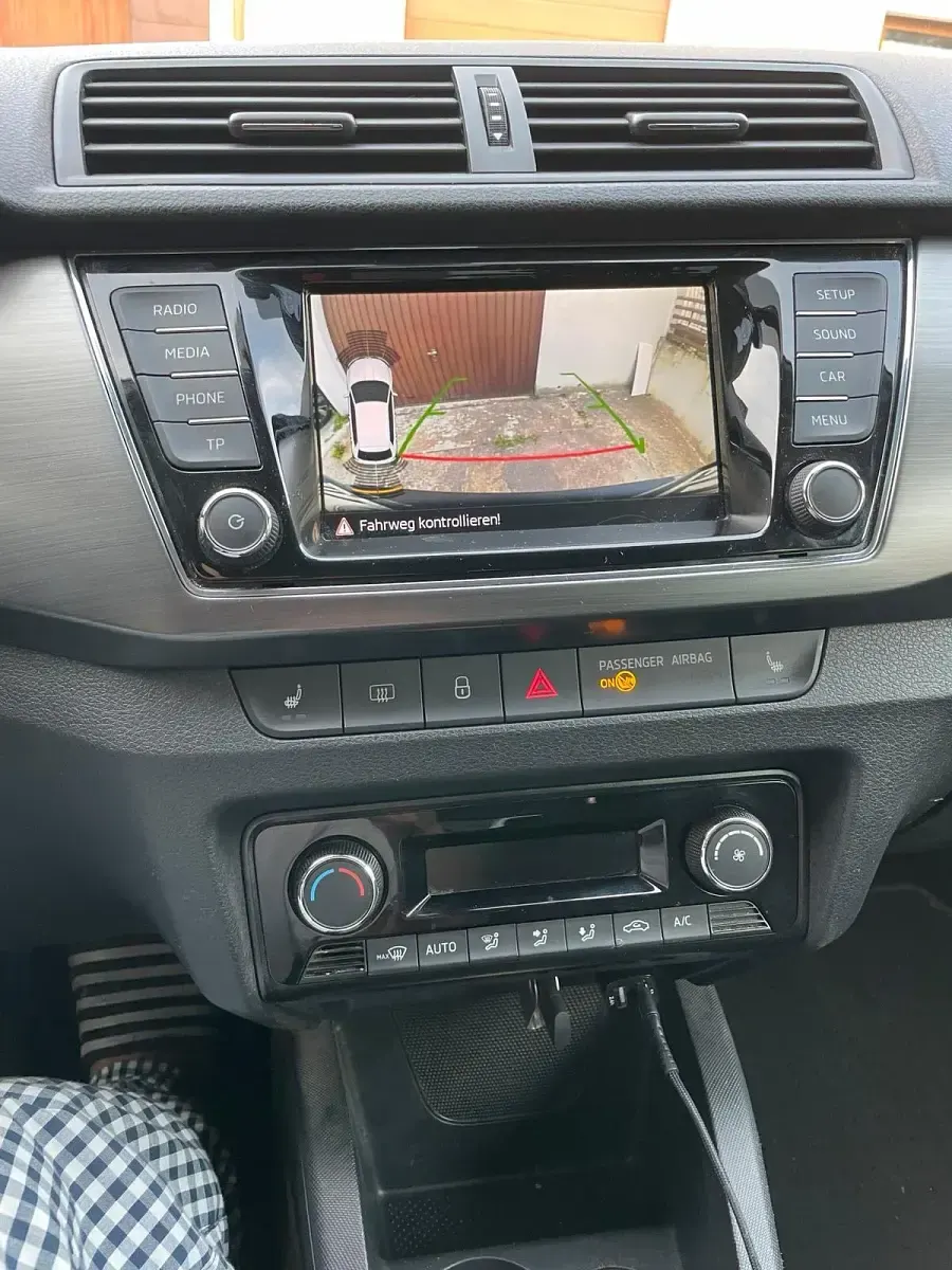 Gebraucht Skoda Fabia Clever 75 PS (55 kW) 2018 Grau Kleinwagen