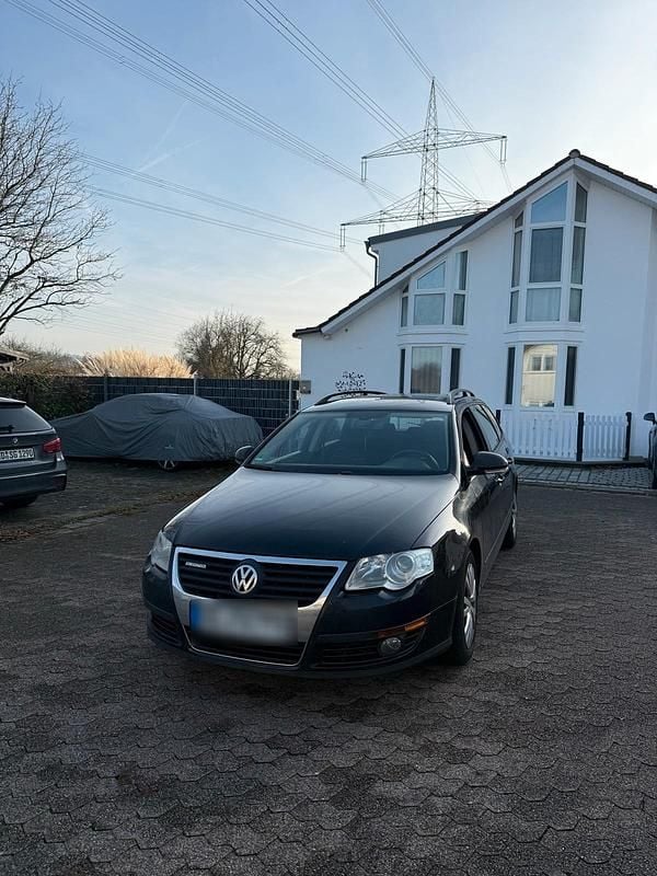 Schwarz Gebraucht 2009 VW Passat Kombi | 1.599 € (Superpreis) - Bild 1/4