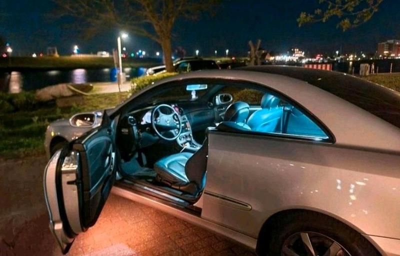 Silber Gebraucht 2006 Mercedes CLK200 Coupé | 5.500 € (Fairer Preis) - Bild 1/4