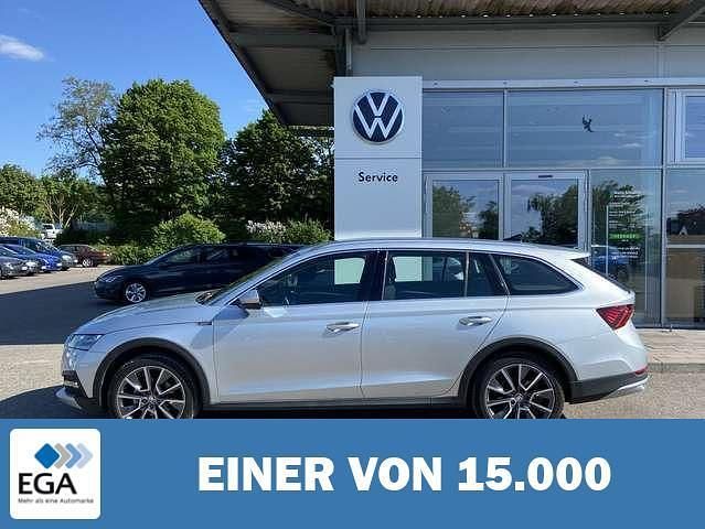 Silber metallic Gebraucht 2021 Skoda Octavia Kombi | 25.900 € (Fairer Preis) - Bild 1/4