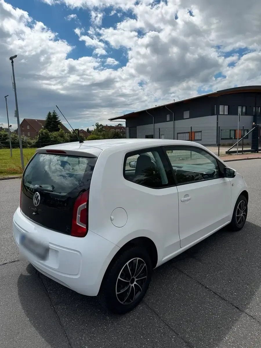 Gebraucht VW up! 60 PS (44 kW) 2016 Weiß Kleinwagen