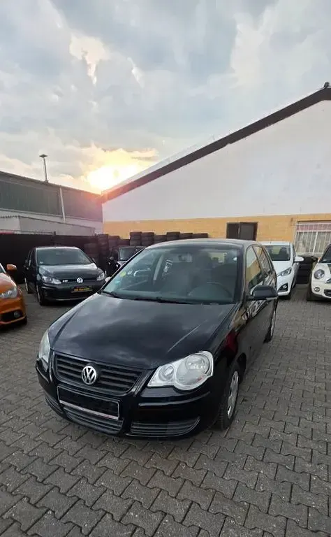 Gebraucht VW Polo Trendline 64 PS (47 kW) 2007 Schwarz Kleinwagen