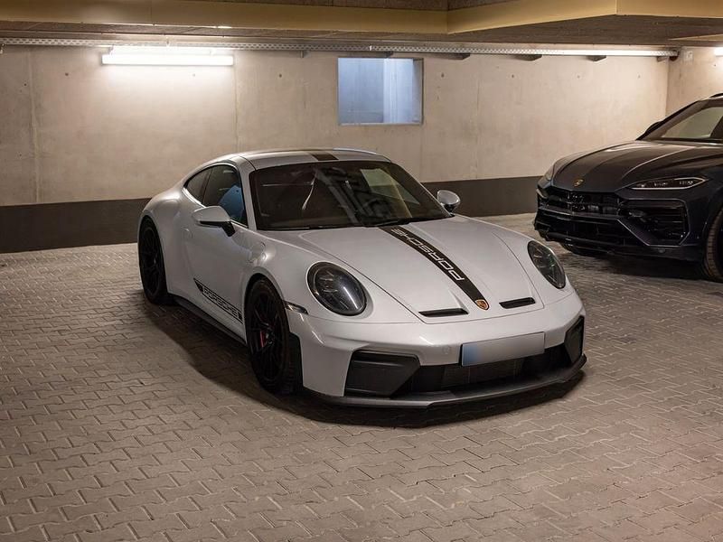 Neu Porsche 992 Chrono 510 PS (375 kW) 2025 Grau