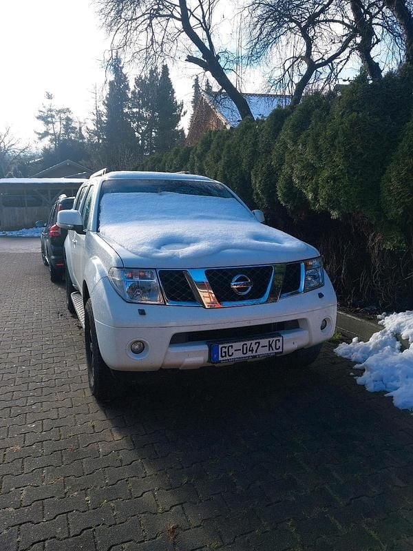 Gebraucht Nissan Pathfinder 171 PS (125 kW) 2008 Weiß SUV
