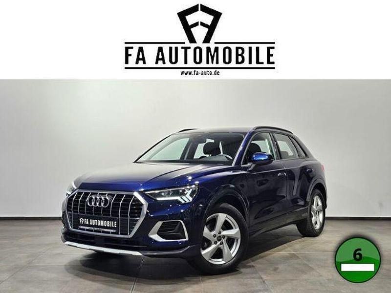 Navvara blau (metallic) Gebraucht 2024 Audi Q3 Sport SUV | 33.380 € (Superpreis) - Bild 1/4