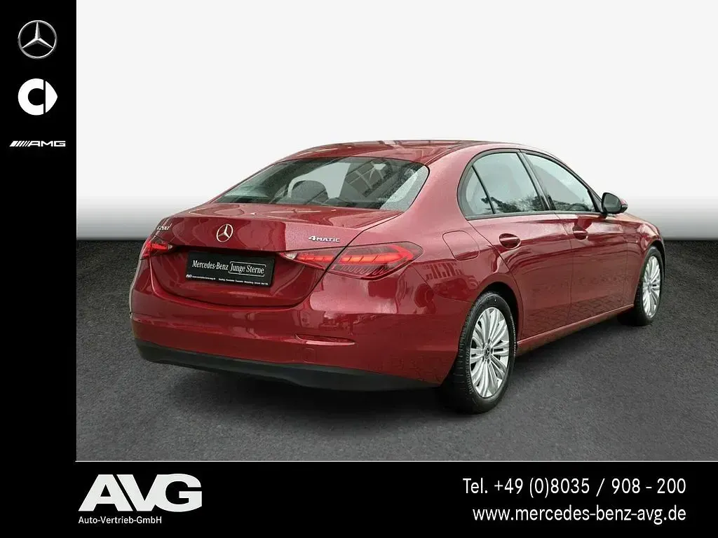 Gebraucht Mercedes C200 204 PS (150 kW) 2023 Rot Limousine