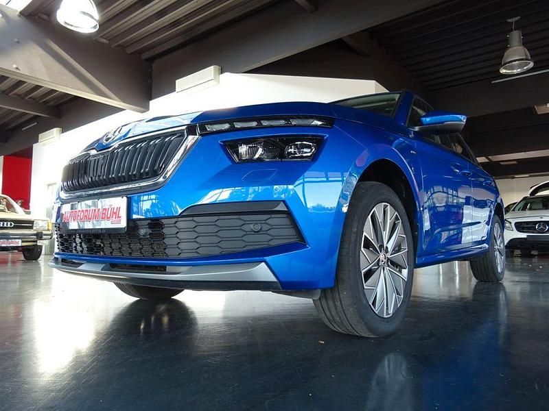 Blau Gebraucht 2022 Skoda Kamiq Clever SUV | 23.280 € (Fairer Preis) - Bild 1/4