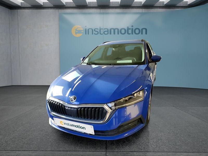 Blau Gebraucht 2022 Skoda Octavia Kombi | 20.049 € (Guter Preis) - Bild 1/4
