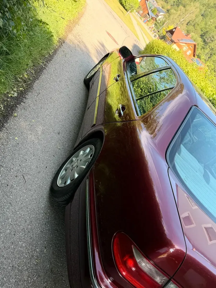 Gebraucht Mercedes E220 143 PS (105 kW) 2000 Andere farben Kombi