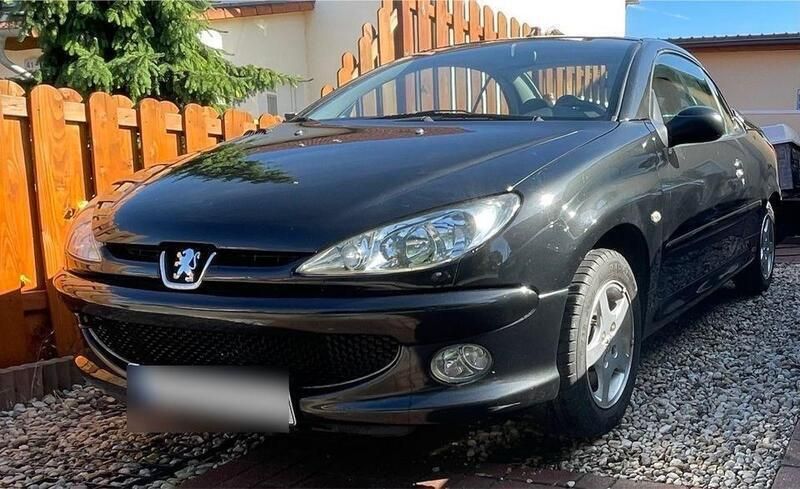 Schwarz Gebraucht 2005 Peugeot 206 CC Cabrio | 1.700 € (Etwas zu teuer) - Bild 1/4