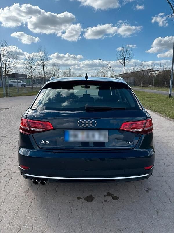 Gebraucht Audi A3 S-Line 150 PS (110 kW) 2017 Blau Kleinwagen