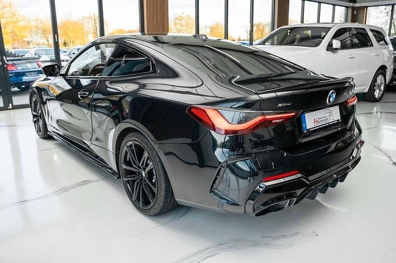 Gebraucht BMW M440 Performance 374 PS (275 kW) 2023 Schwarz Limousine
